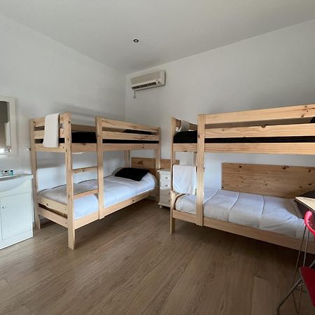 Pension Galicia Бадахос Экстерьер фото