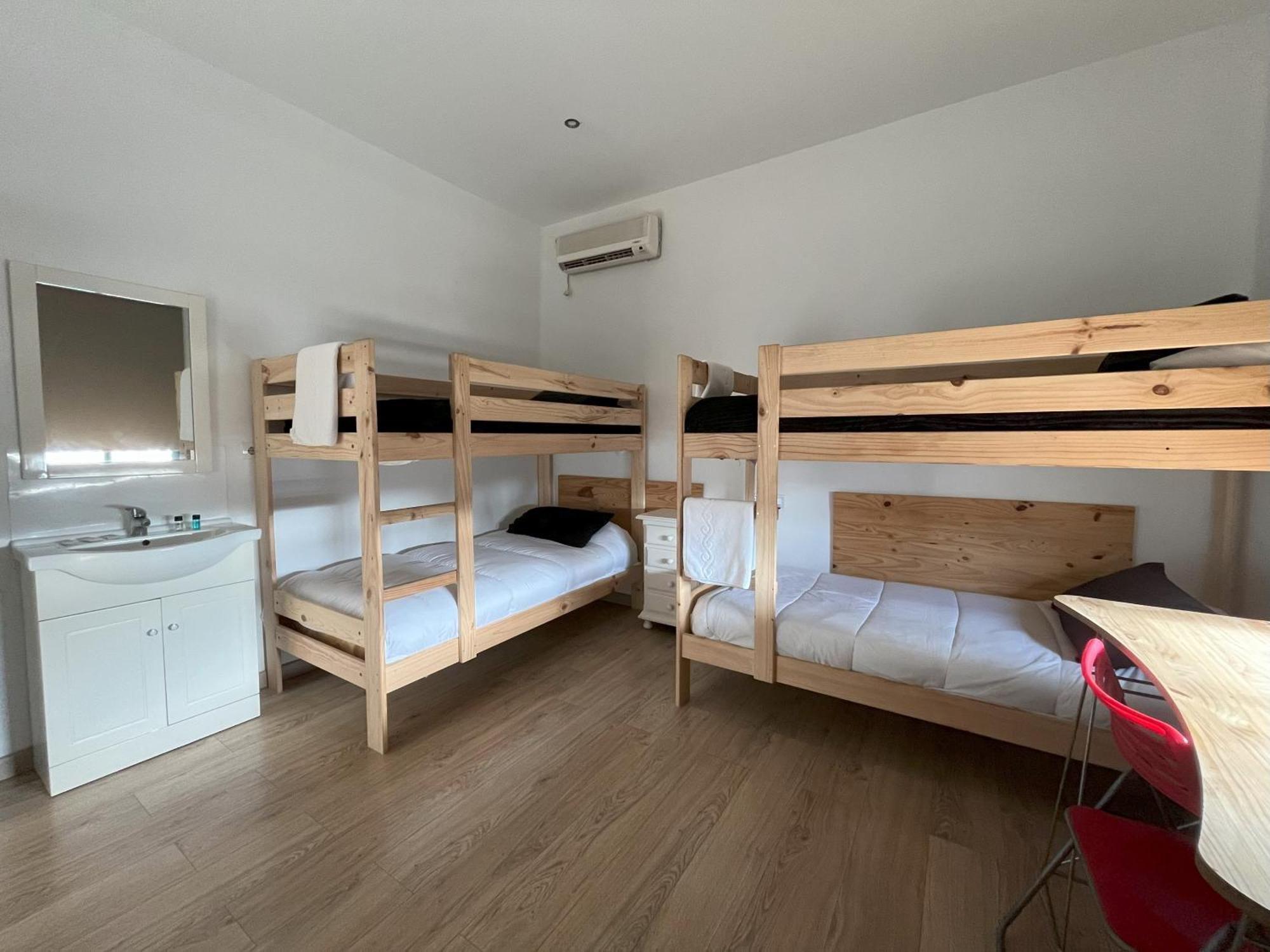 Pension Galicia Бадахос Экстерьер фото