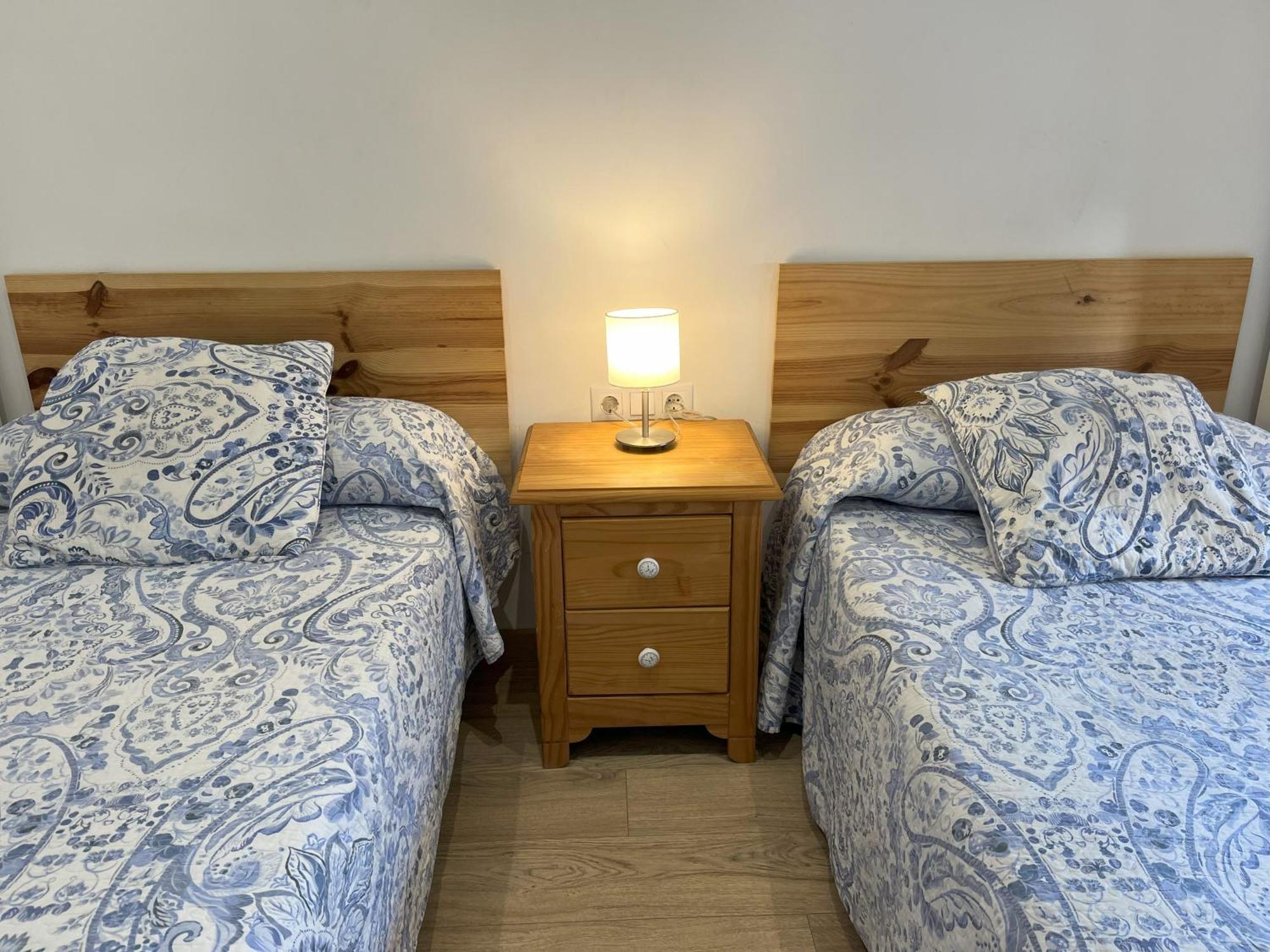 Pension Galicia Бадахос Экстерьер фото