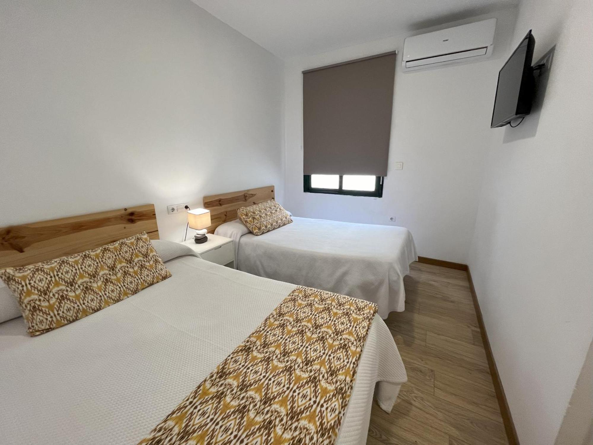 Pension Galicia Бадахос Экстерьер фото