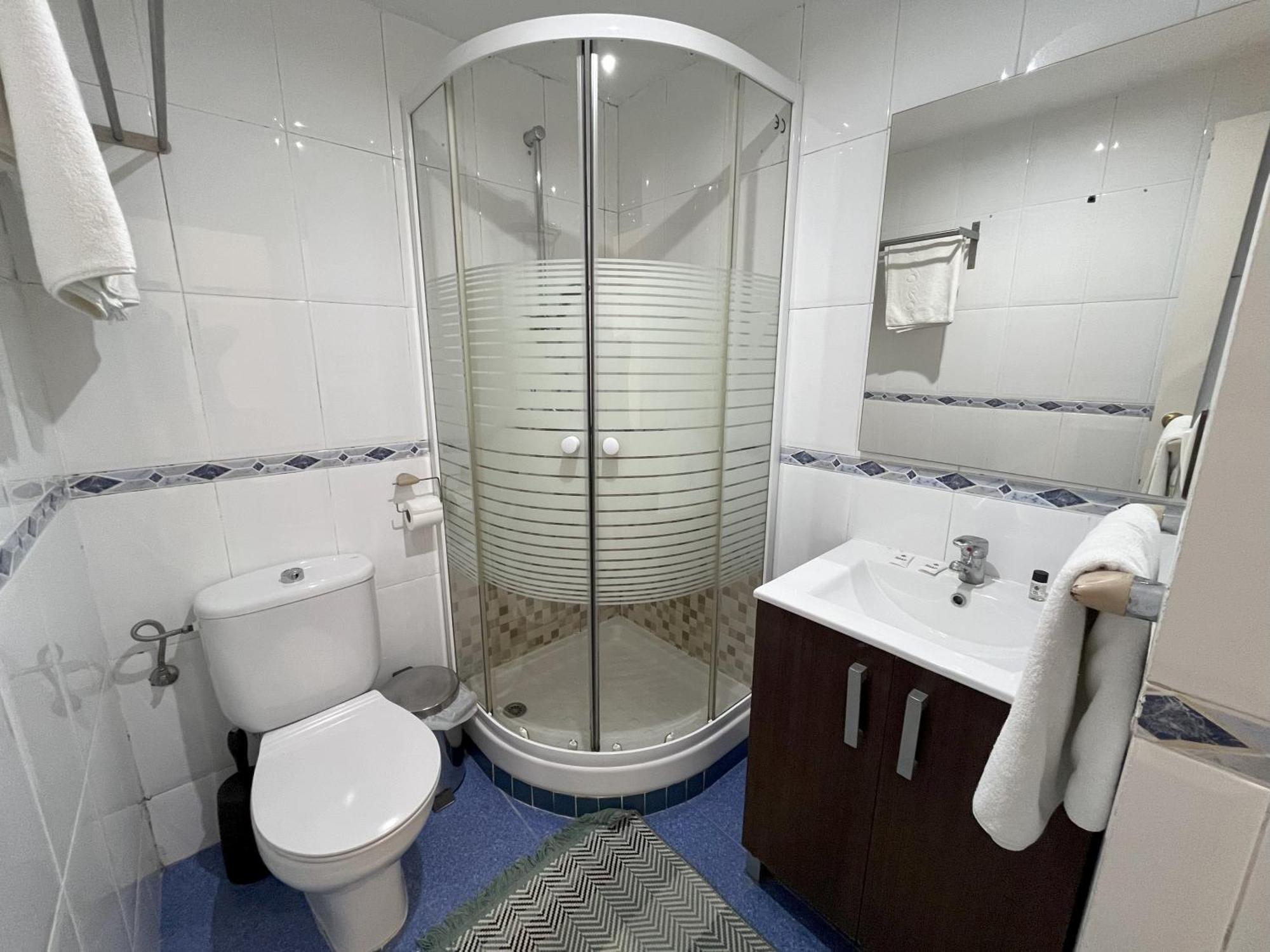 Pension Galicia Бадахос Экстерьер фото